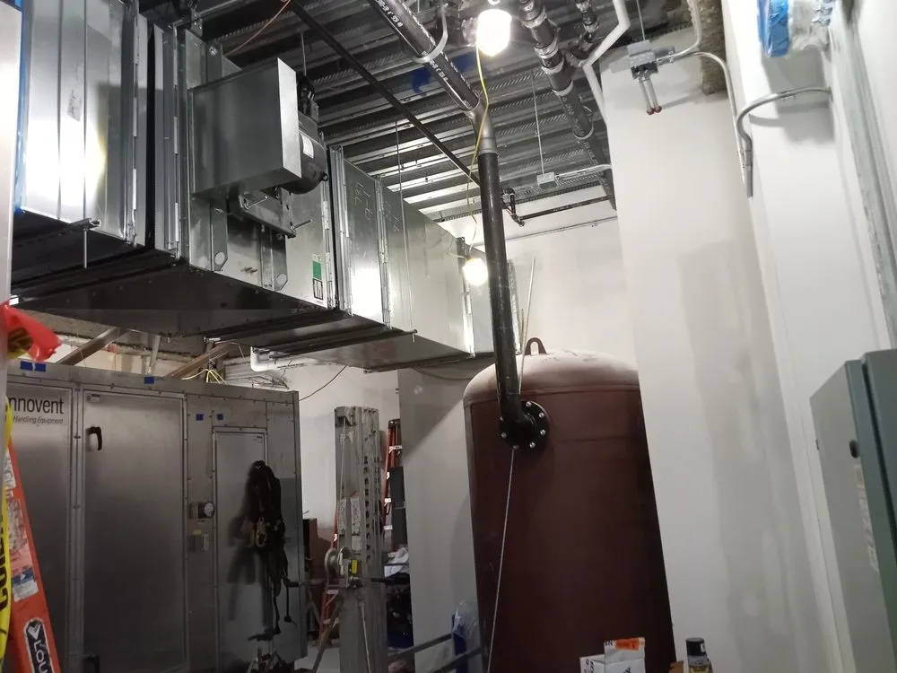 Slide of Poynter traveling