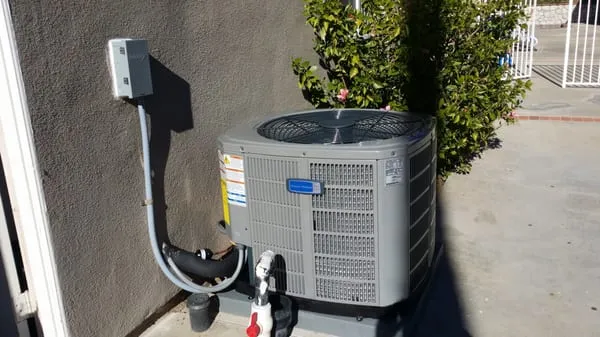 PR Heating & Cooling Logo