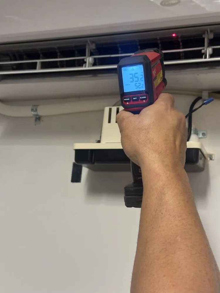 Slide of PR Wave Mechanical Contractors