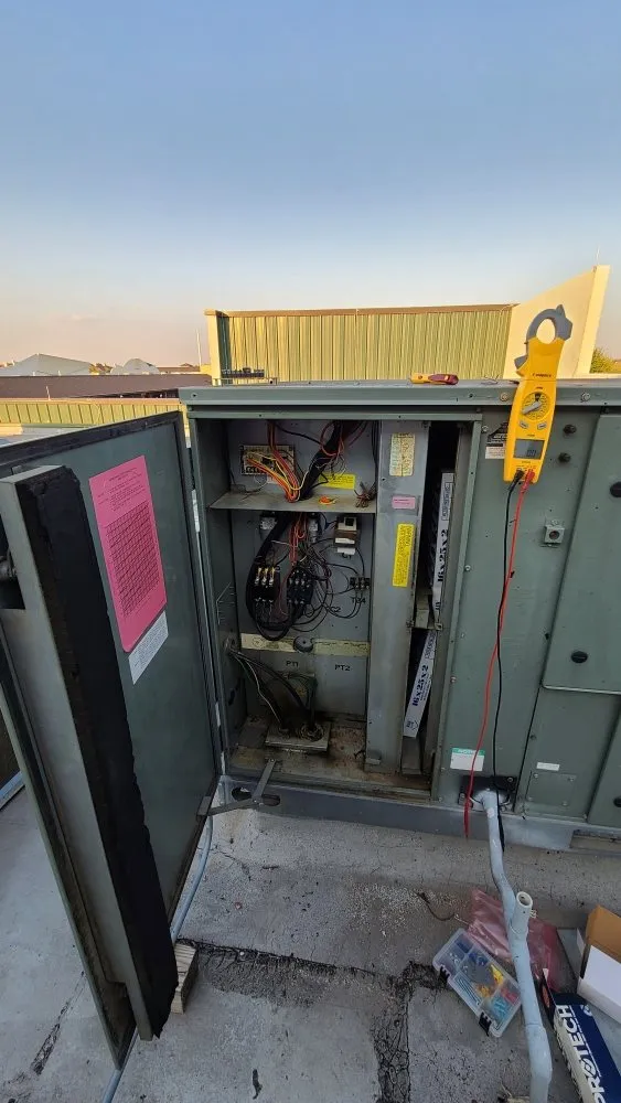 Slide of Pratt Pro Heating & Air Conditioning