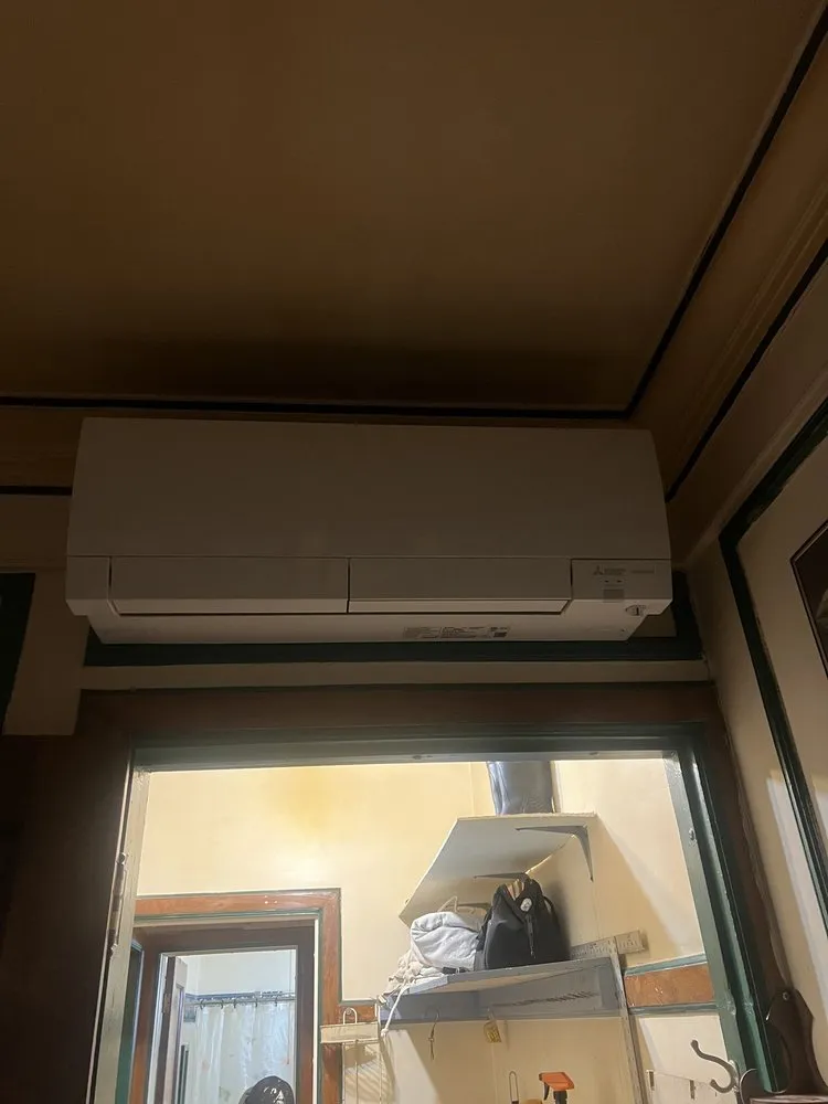 Slide of Precision Air