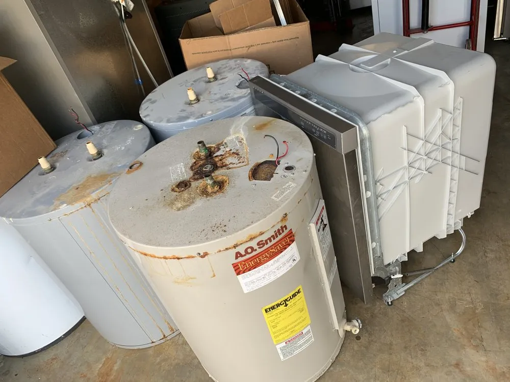 Slide of Premiere Handy