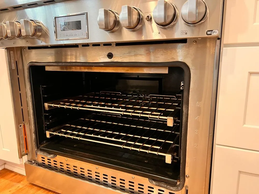 Slide of PRO Appliance Repair