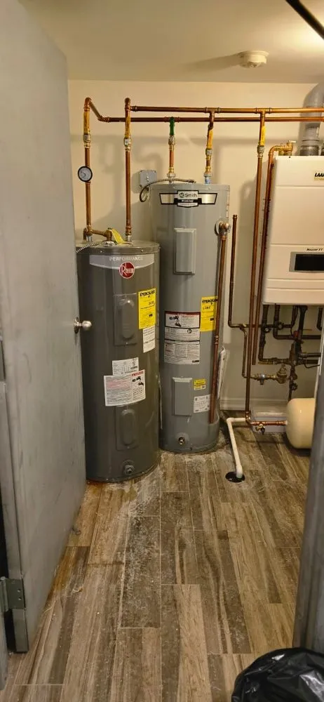 Reliable air conditioning service for residential systems in Glendale, NY by Pro Plumbing & Heating