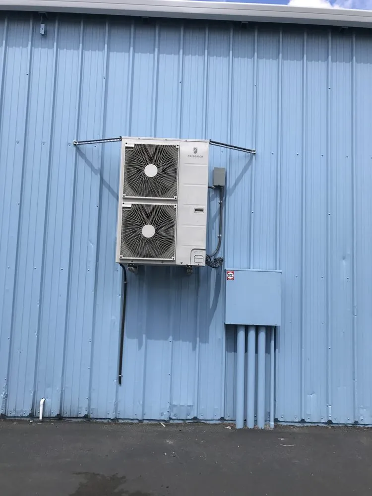 Slide of PRO1 Heating & Air Conditioning