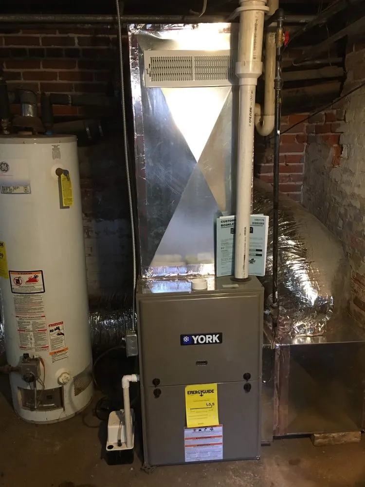 Slide of Professionals Quality Heating & Cooling