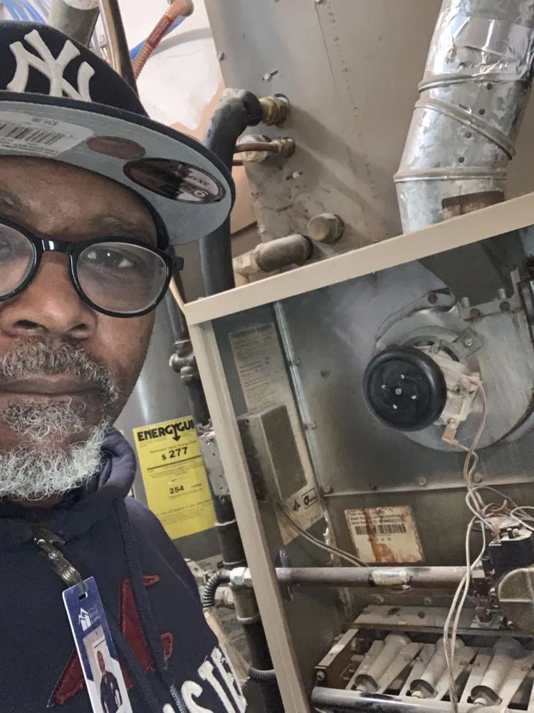 Slide of Professionals Quality Heating & Cooling