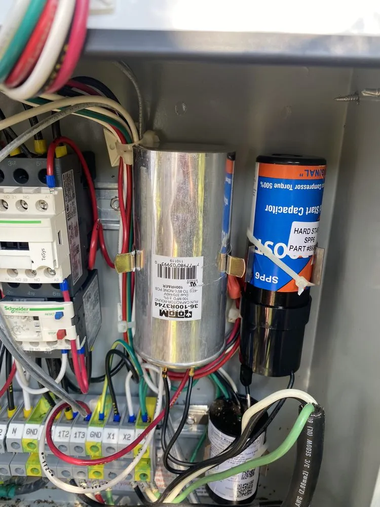 Slide of Promaxx services