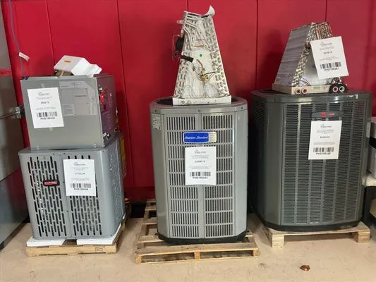 Public HVAC Solutions Logo