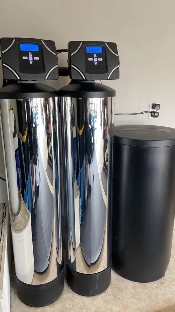 Slide of Pure Wellness Laredo