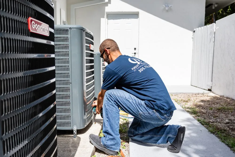 Slide of Pursuit Air