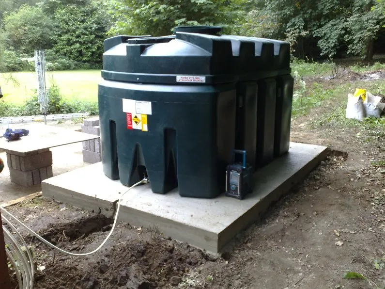 Slide of Putnam Petro Clean