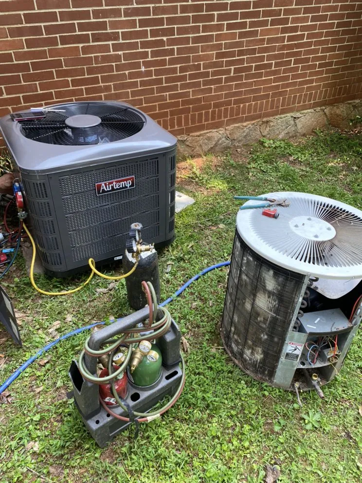 Slide of Qua Knows Heating and Air Conditioning