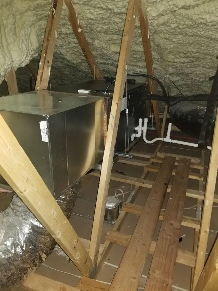 Slide of Qual-Tech Air Conditioning & Heating