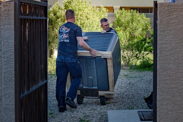 Qual-Tech Air Conditioning & Heating Logo