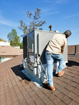 Qualitycare Air Services Logo