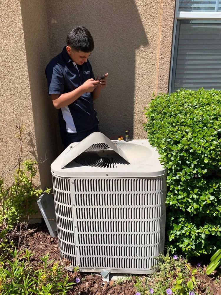 Slide of Qualtech Heating & Cooling