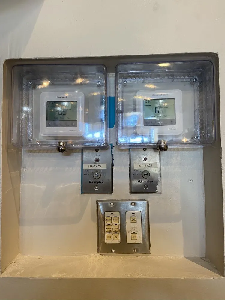 Slide of R & A Mechanical