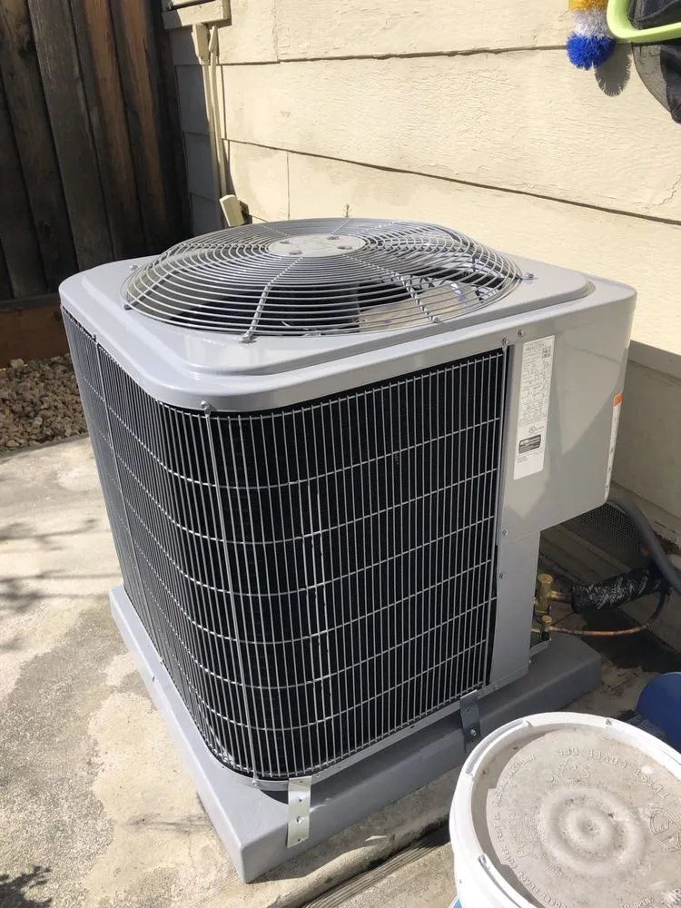 Slide of R & B Heating & Air Conditioning