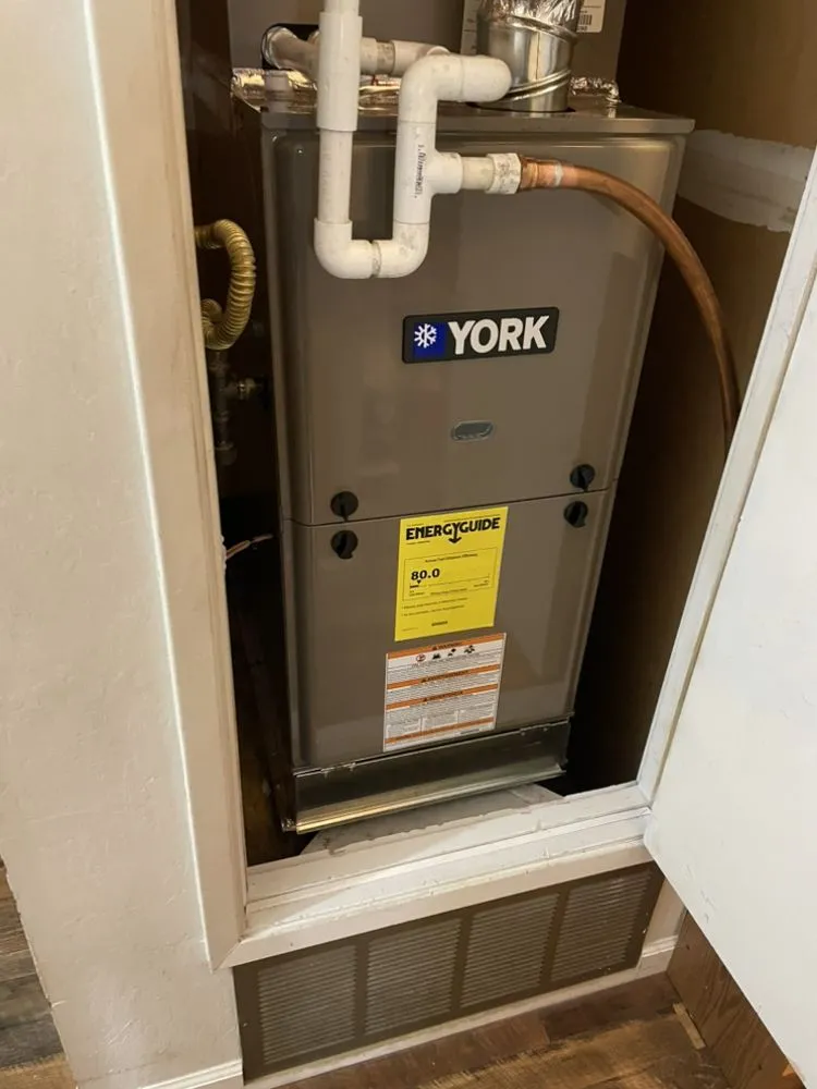 Slide of R & C Heating and Air