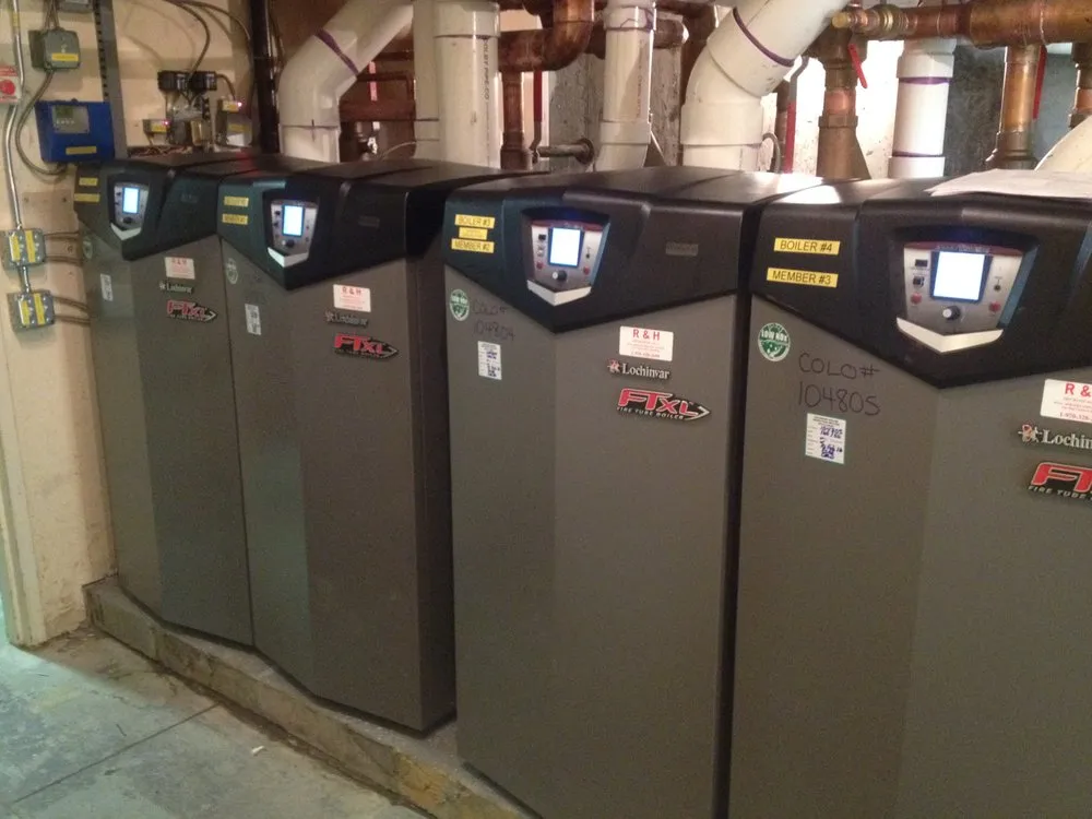 Slide of R & H Mechanical