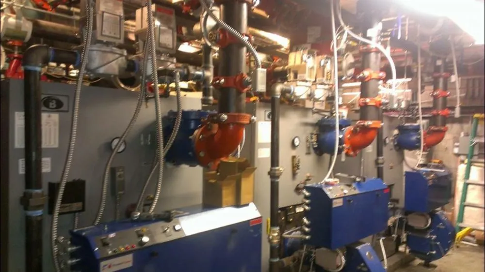 Slide of R & H Mechanical