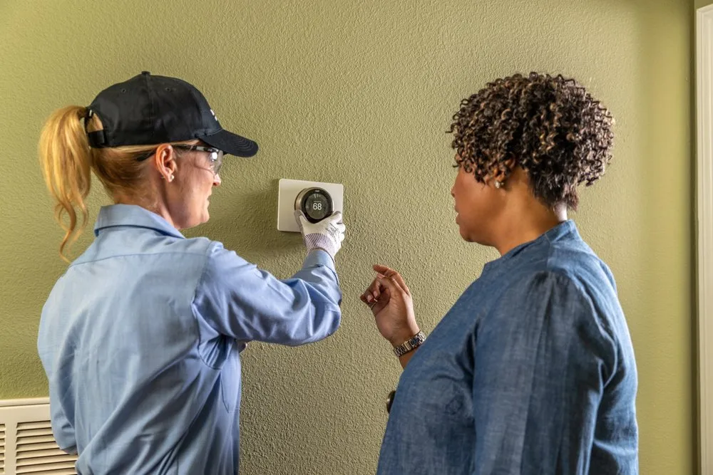 Slide of R & M Climate Control Service Experts