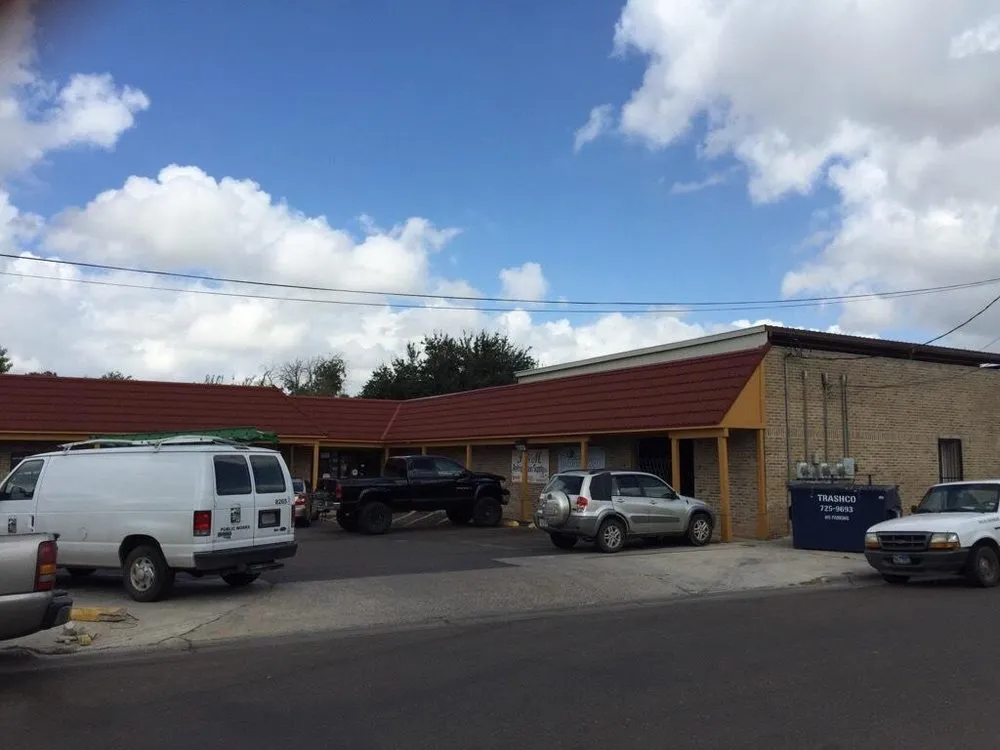 Slide of R & M Refrigeration Supply