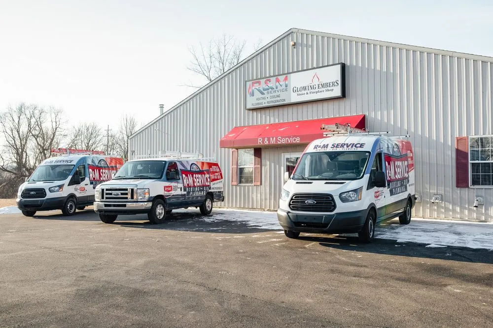 Slide of R & M Service