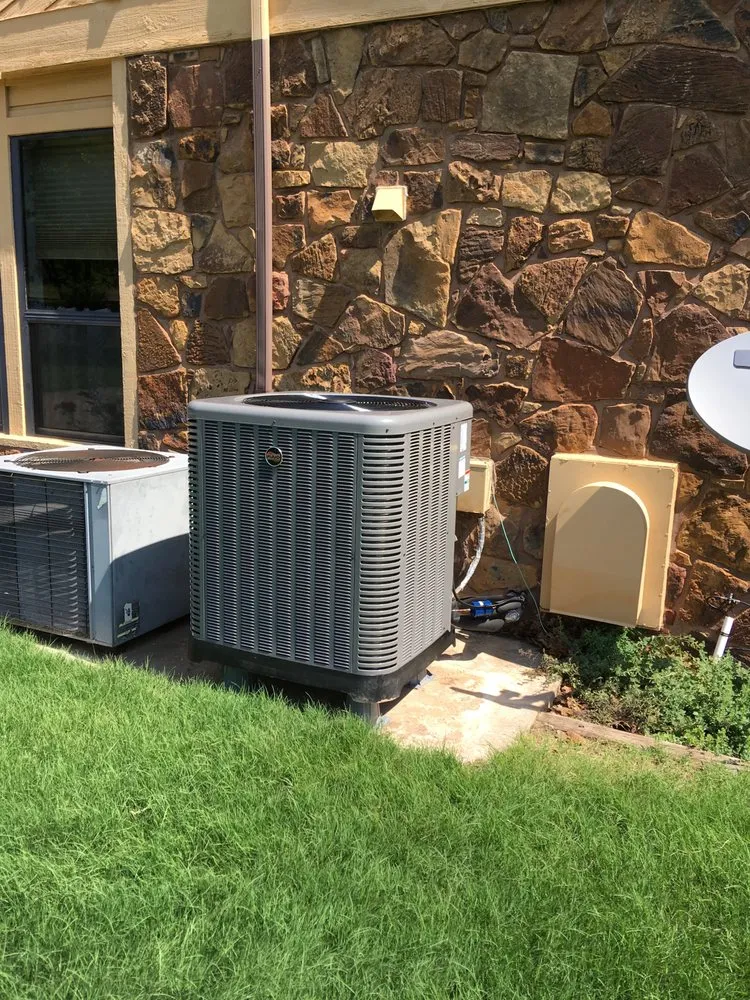 Slide of R & M Services