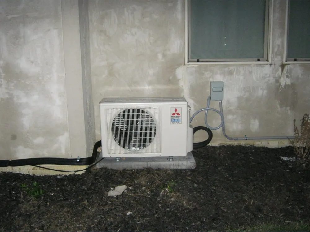 Slide of R & R Heating & Cooling