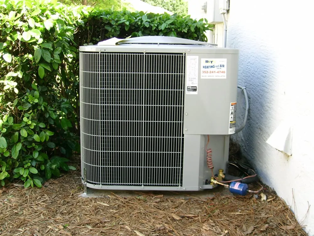 Slide of R & T Heating & Air