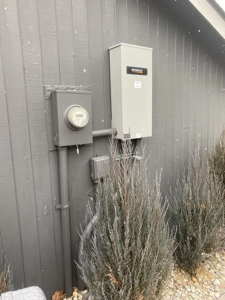 Slide of R & T Yoder