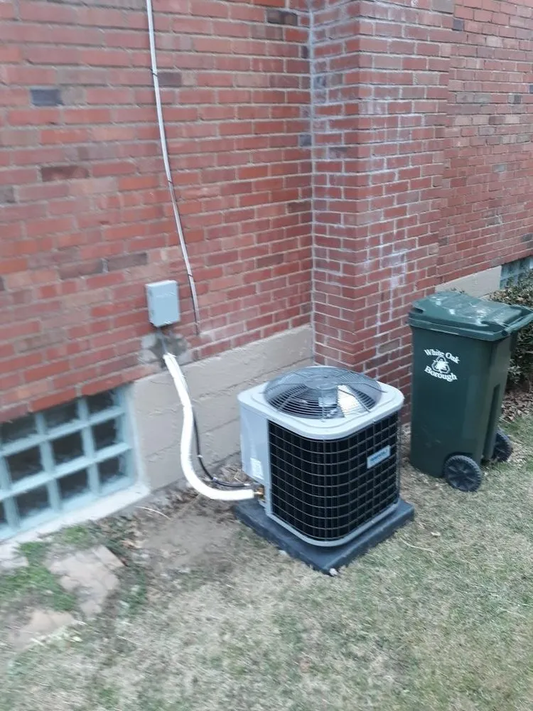 Slide of R Davis Mechanical