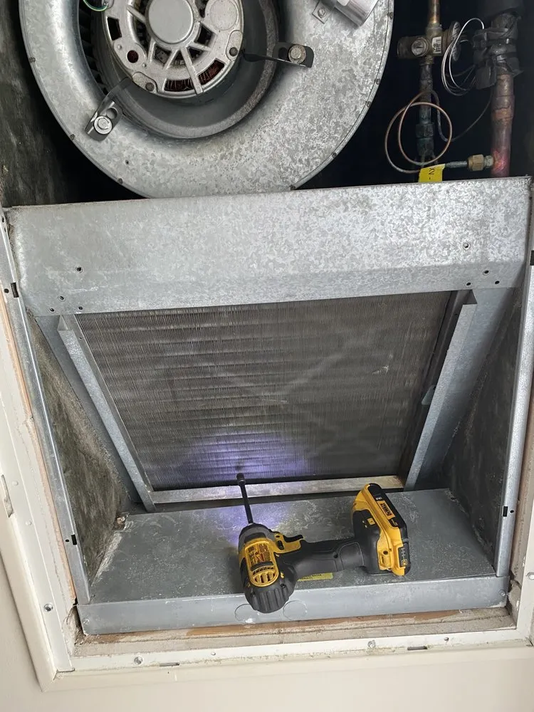 Slide of R L Moore Mechanical Services