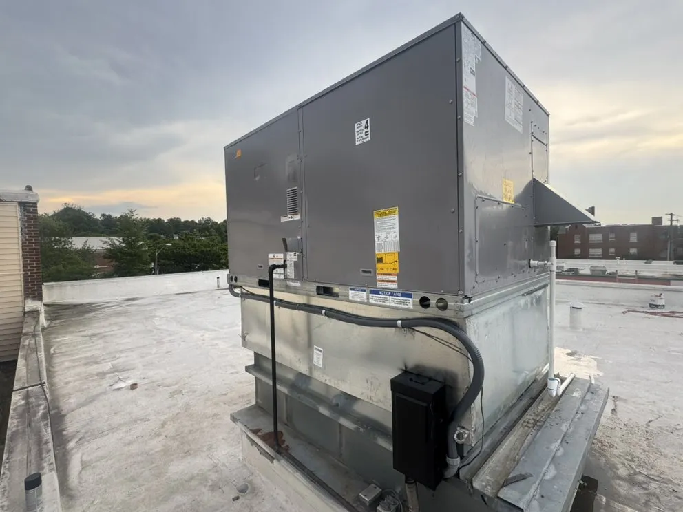 Slide of R Servíces Heating & Cooling