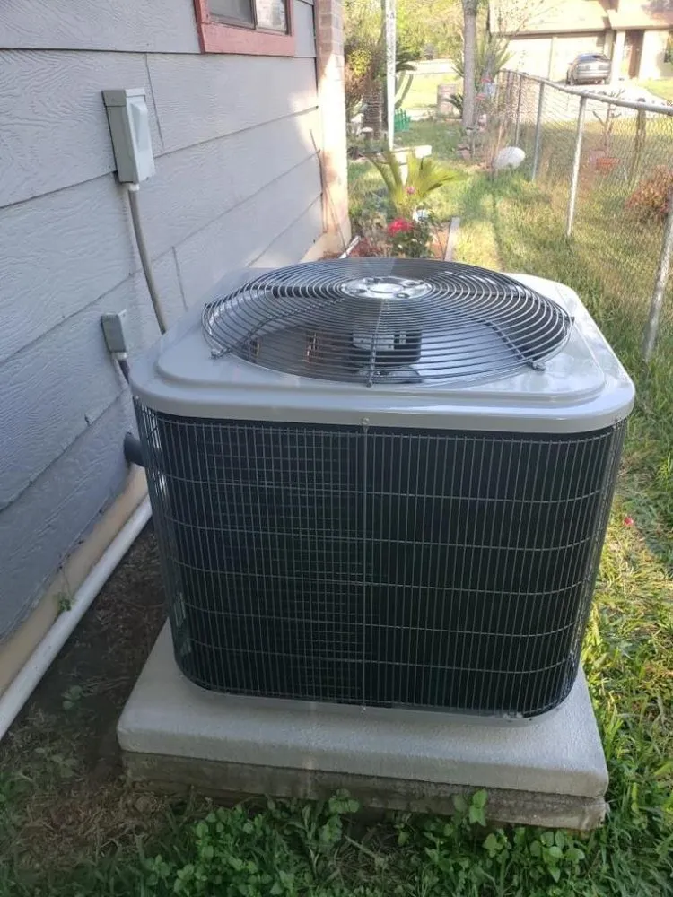 Slide of R Tech Air Conditioning
