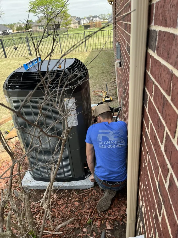 Slide of R2 Mechanical HVAC