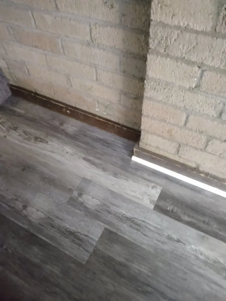 Slide of R&A Handyman Remodeling and Cleaning Services