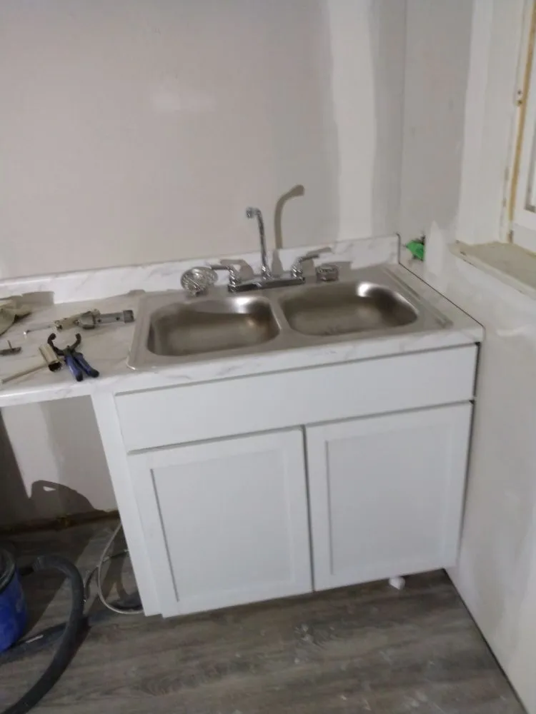 Slide of R&A Handyman Remodeling and Cleaning Services