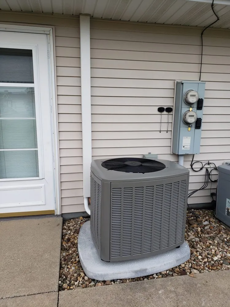 Slide of Rabe Hardware