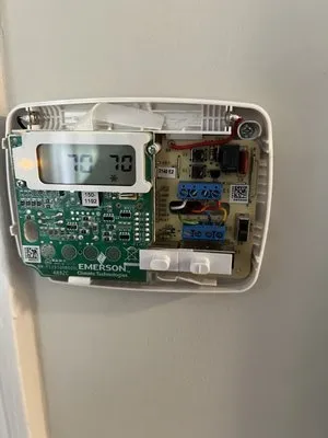 Raheems heating and air Logo