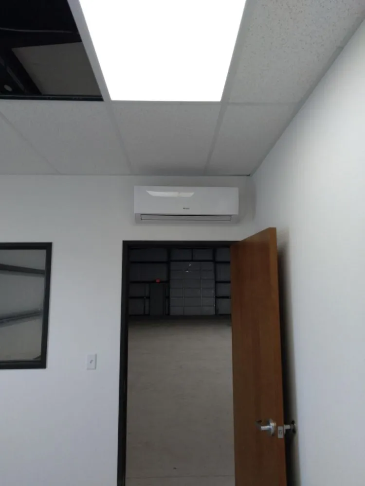 Slide of Ram Air Services