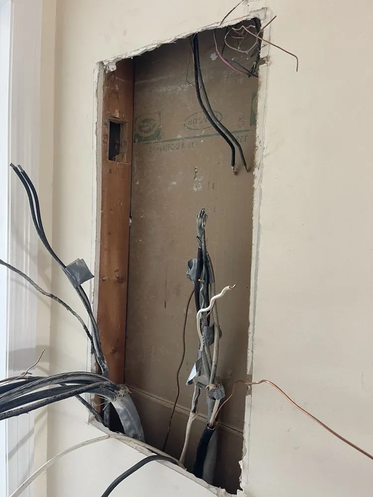 Slide of Ramirez Electricity Service