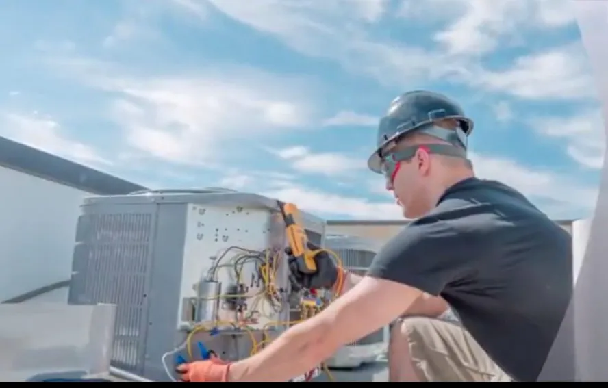 Emergency air conditioning tune-up for residential systems in Ten Mile, TN by Rapid Response AC