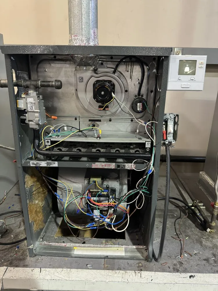 Slide of Raul’s Heating & Cooling