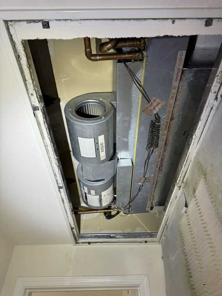 Slide of Raul’s Heating & Cooling