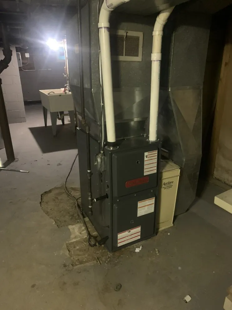 Slide of Raymond Tomasik