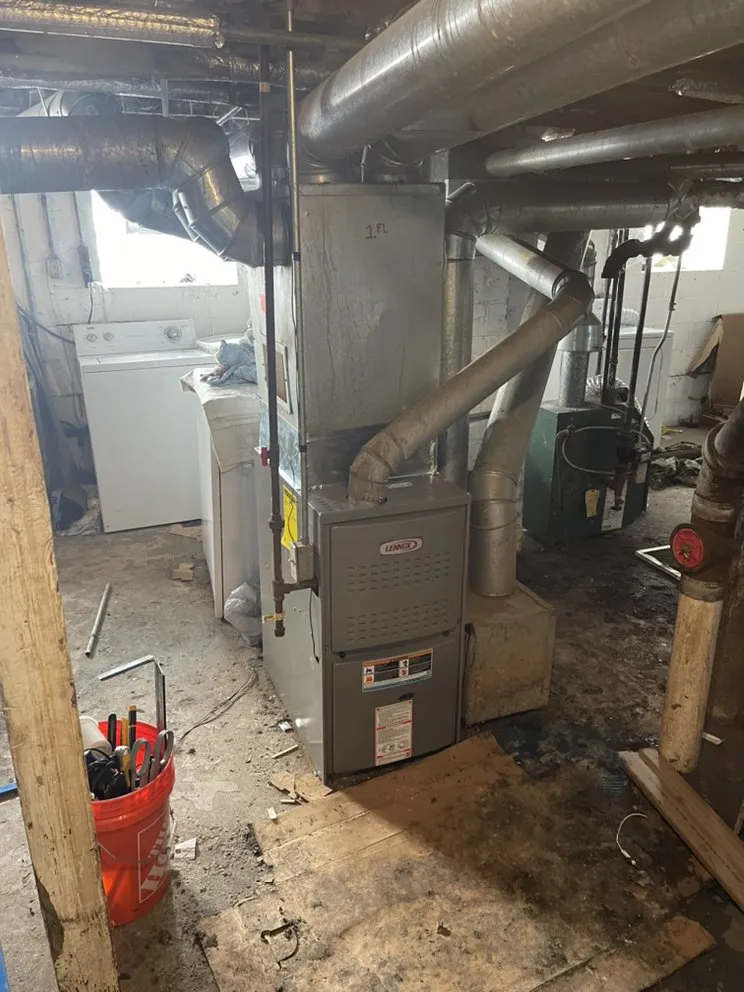 Slide of Raymond Tomasik