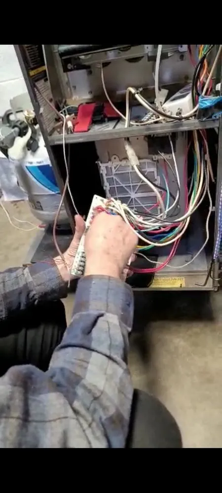 Slide of Raymond's HVAC & heating